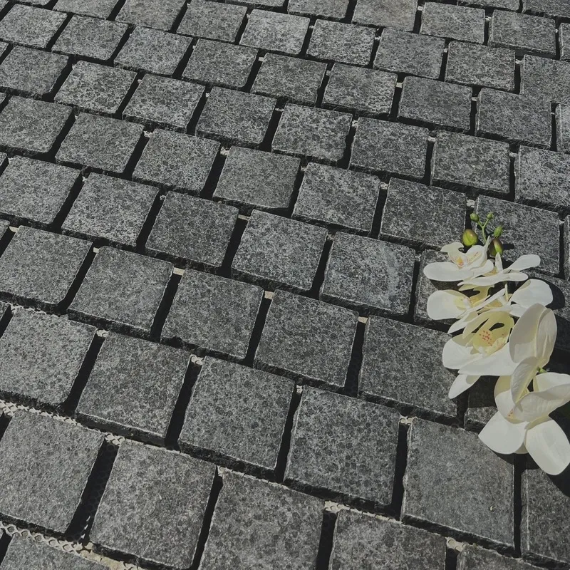 raven-black-cobbles